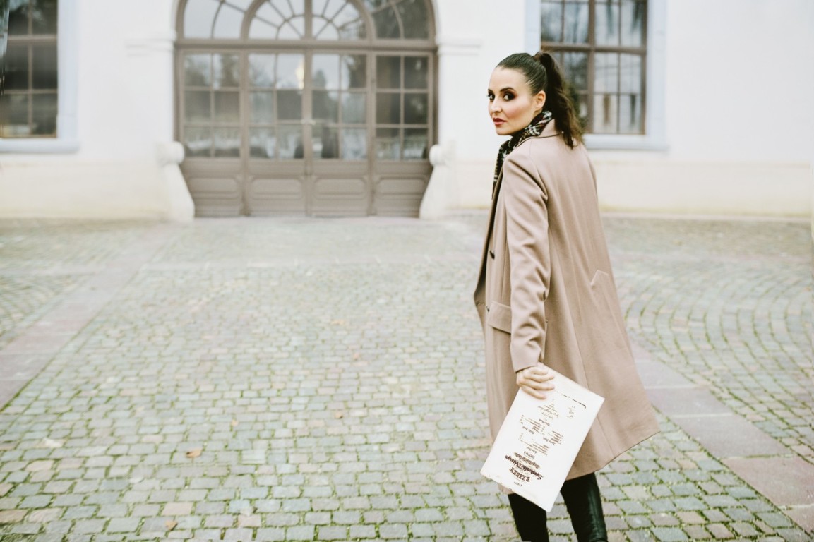 Fejes Krisztina zongoraművész a Gödöllői Kastélyban 